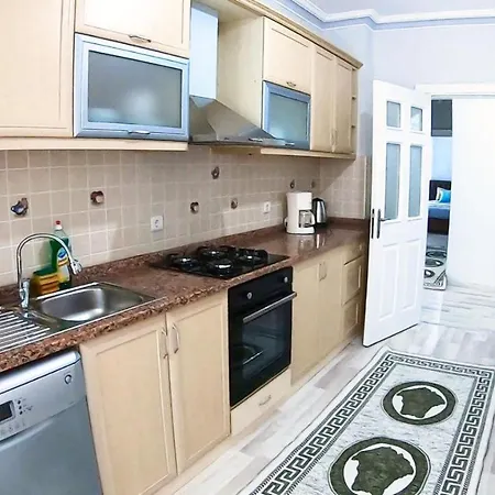 3 Bedhroom Near The Beach *