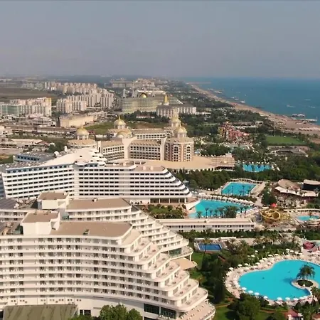 아파트 3 Bedhroom Near The Beach 안탈리아