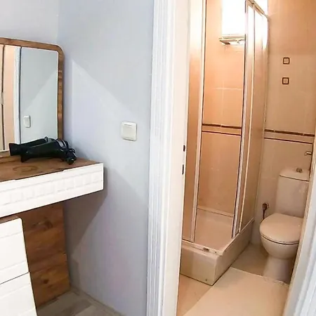 3 Bedhroom Near The Beach * 안탈리아