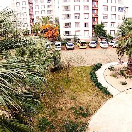 3 Bedhroom Near The Beach 아파트 안탈리아